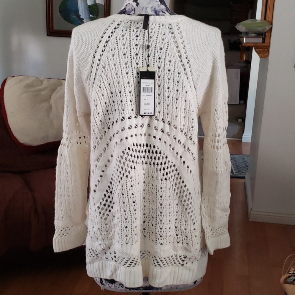 BCBG sweater - Picture 3 of 4